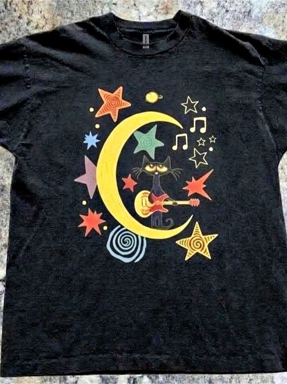 Graphic Short Sleeve Tee in Black Like New